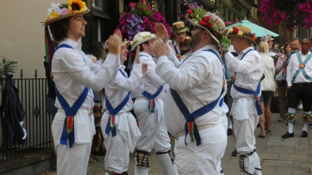 Dancing out in Warwick